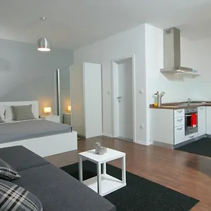 charm-apartments-and-rooms.hotels-in-trogir.com/