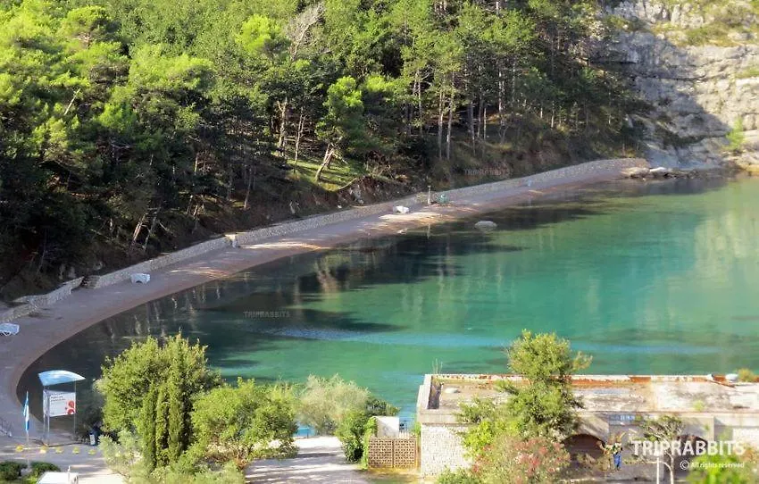 فندق Villa Riva Omišalj