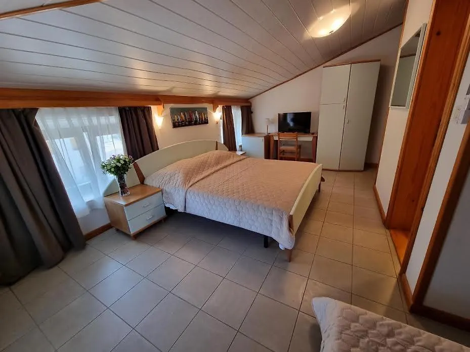Villa Riva Omišalj 0*,